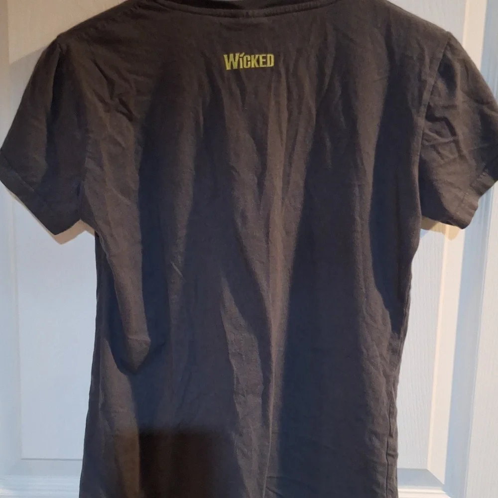 Gray Defy Gravity Wicked Tee Shirt Large